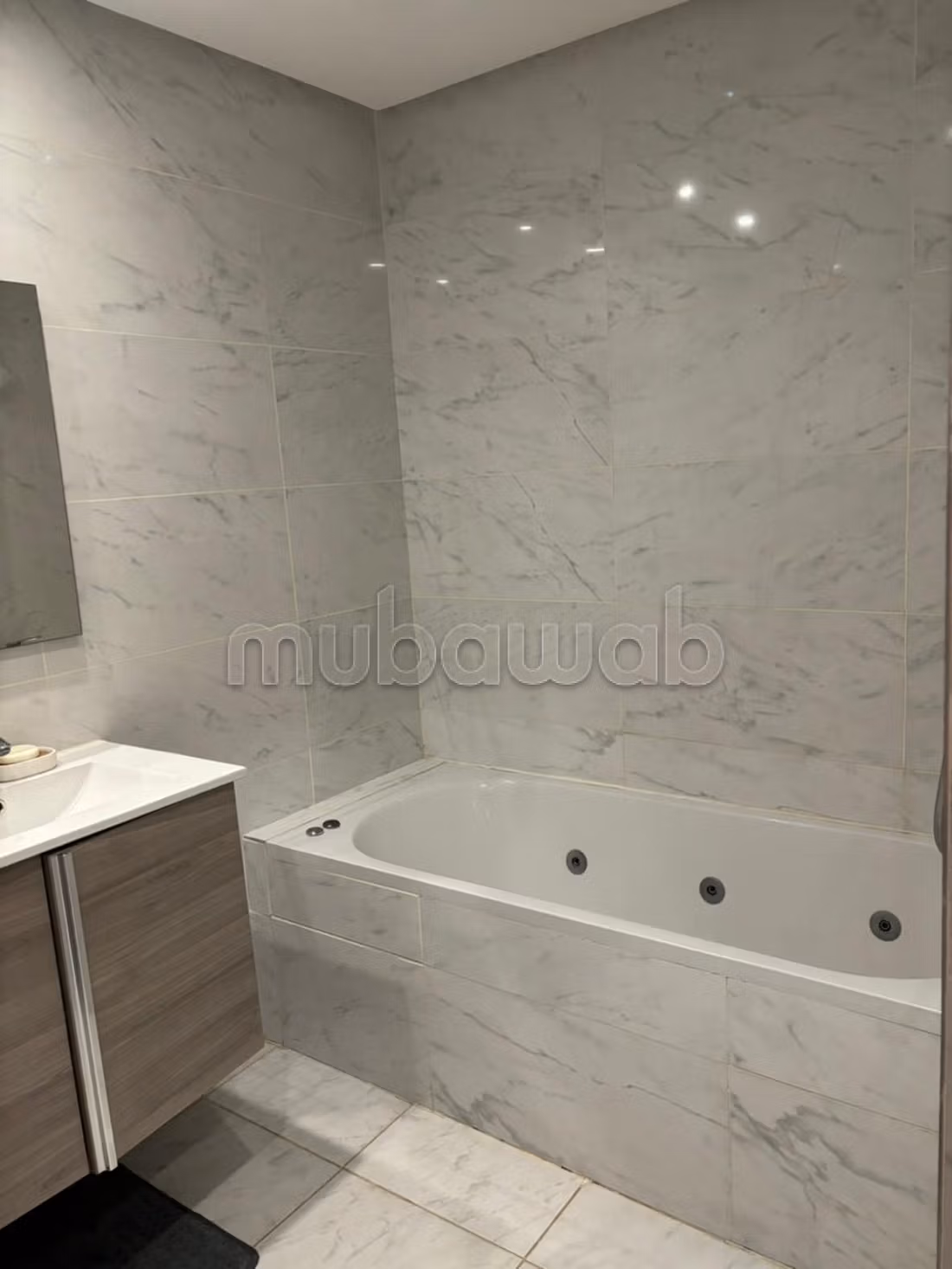 Louez cet appartement à Riyad.
2 chambres.
Meublé — 4