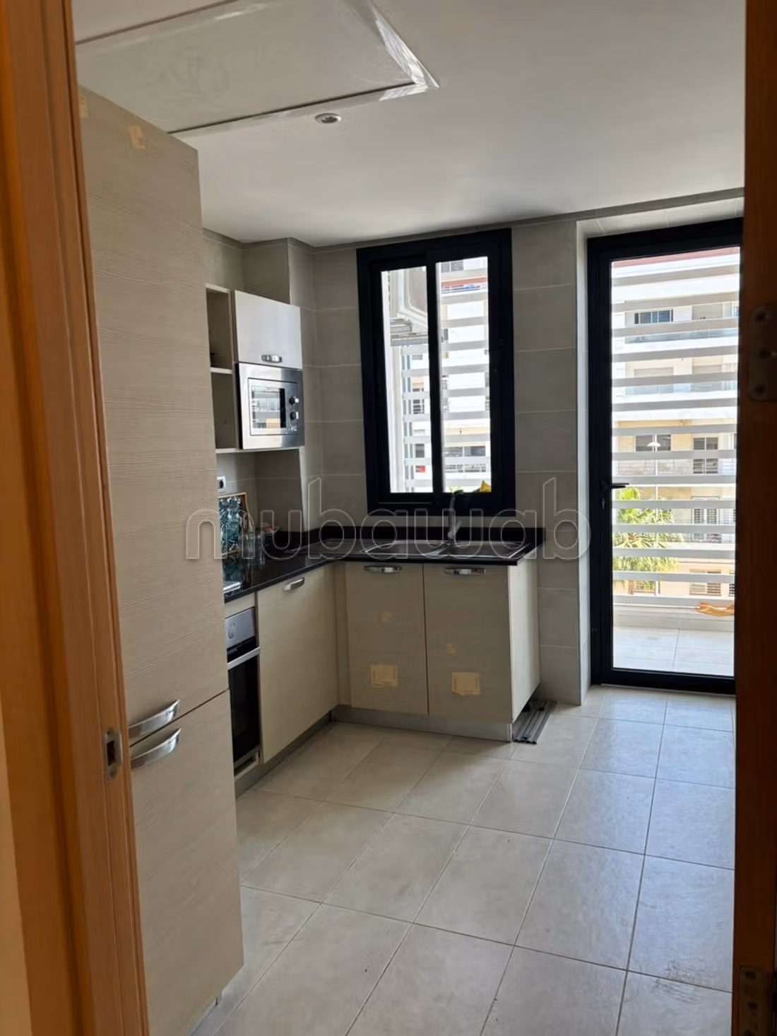 Louez cet appartement à Riyad.
2 chambres.
Meublé — 5