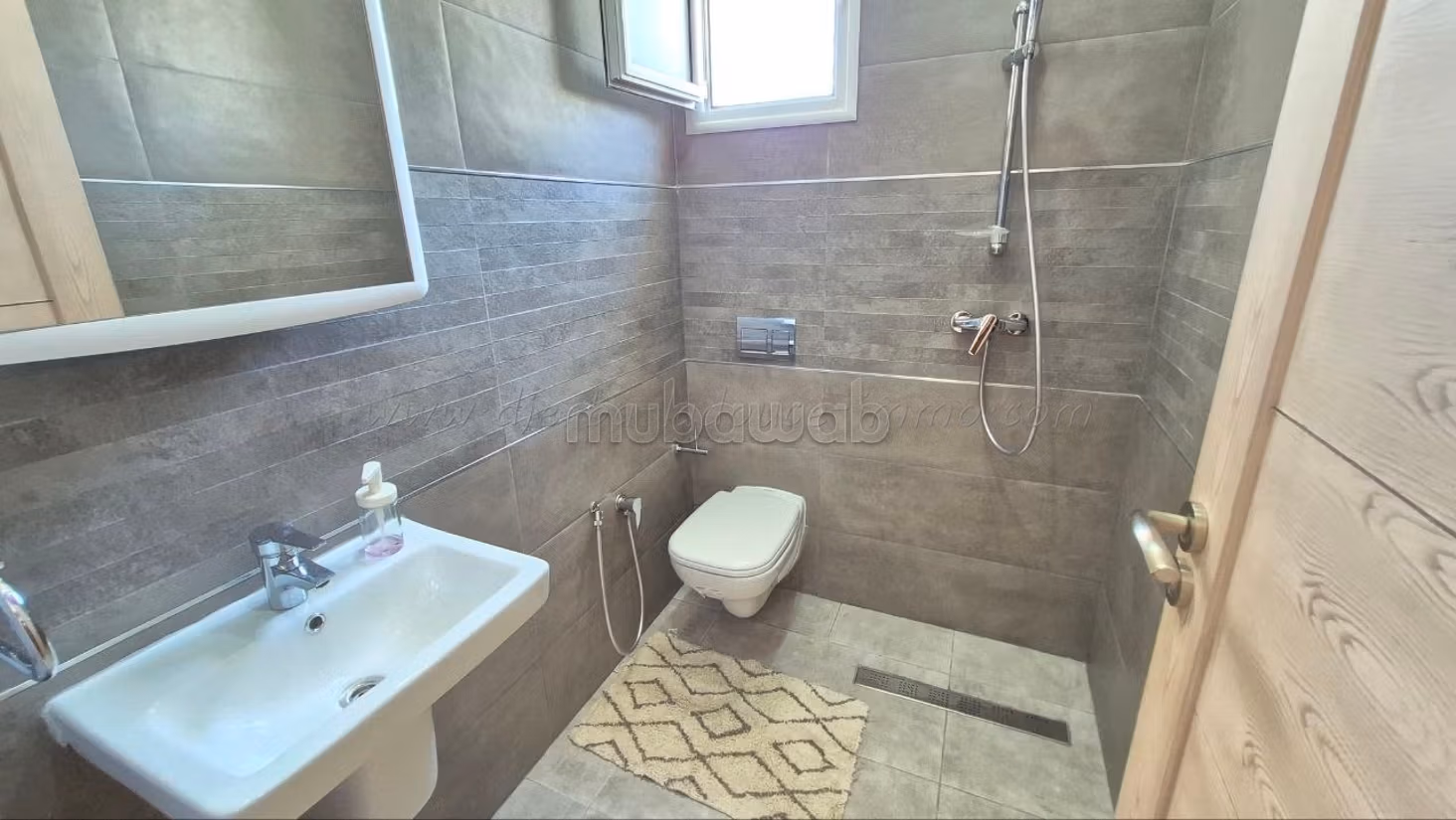 Bellissima casa S3 in affitto annuale a Yeti