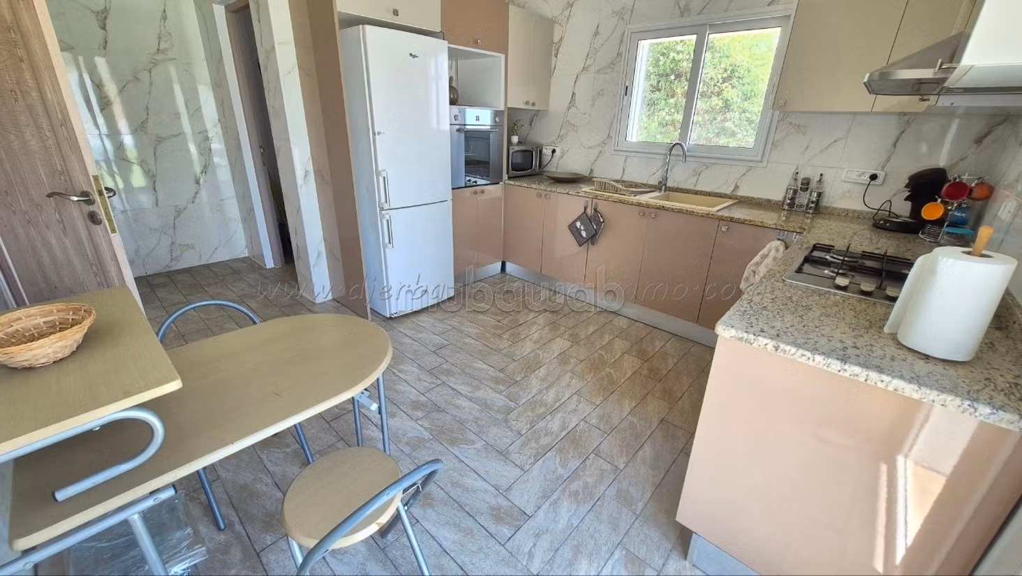 Bellissima casa S3 in affitto annuale a Yeti