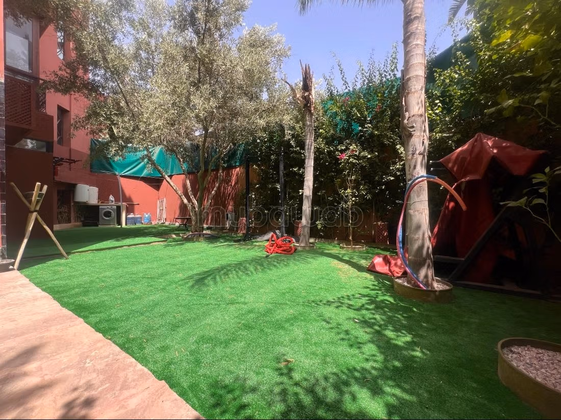 Appartement jardin 3 ch piscine