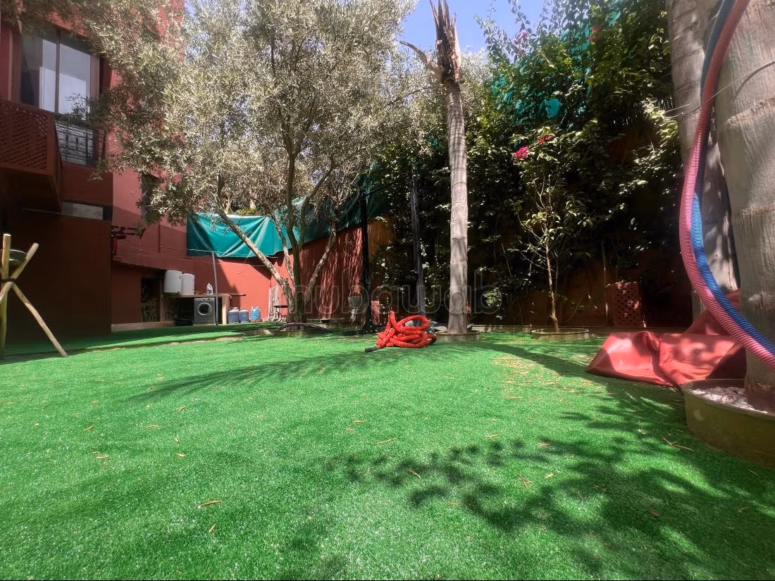 Appartement jardin 3 ch piscine