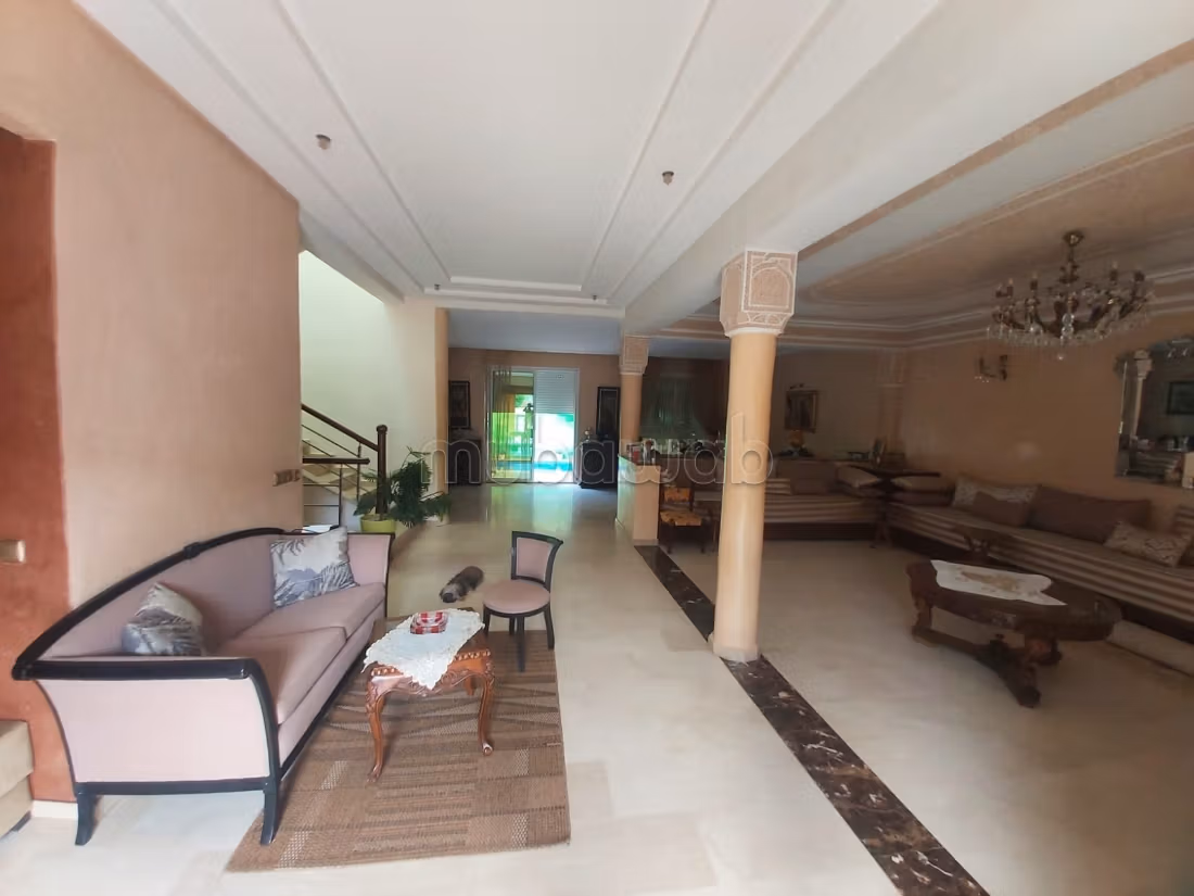Villa 360m Strada Dazzemour Ain Diab