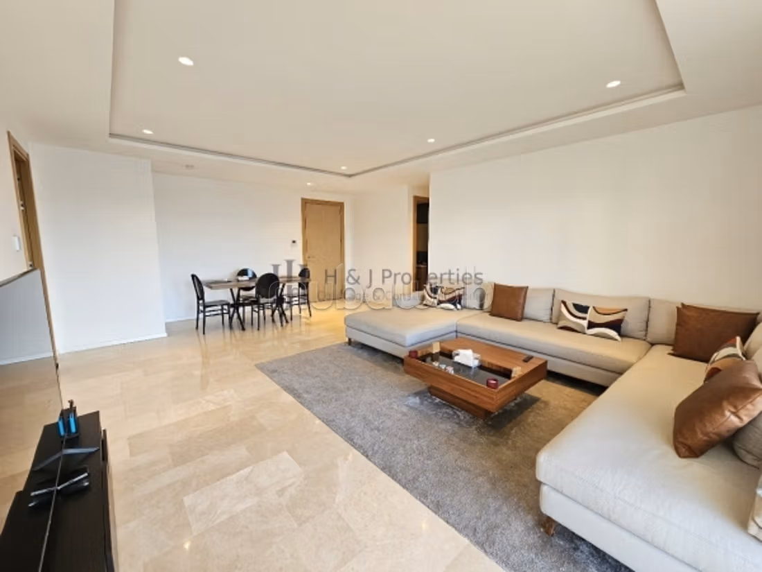 T4 meublé de 158m² grande terrasse – étage élevé — 3