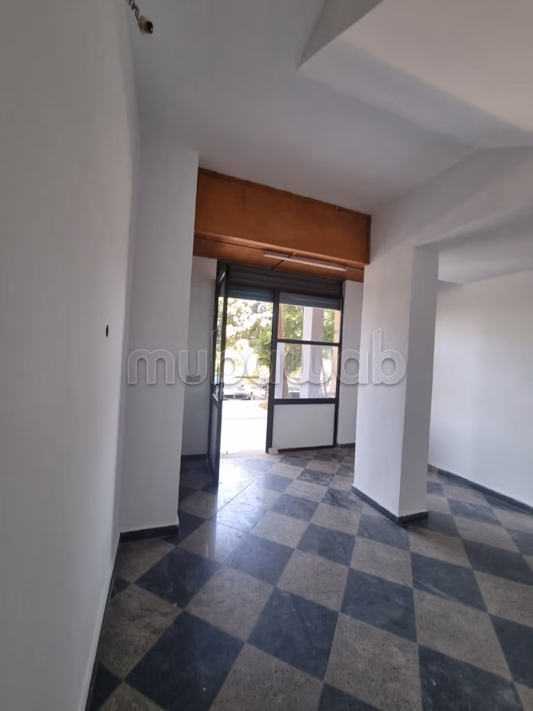 En venta - Local comercial de 17 m²