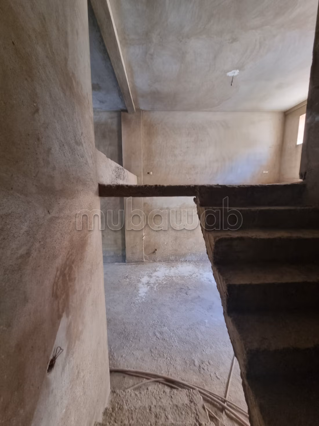 En venta - Local comercial de 272 m²