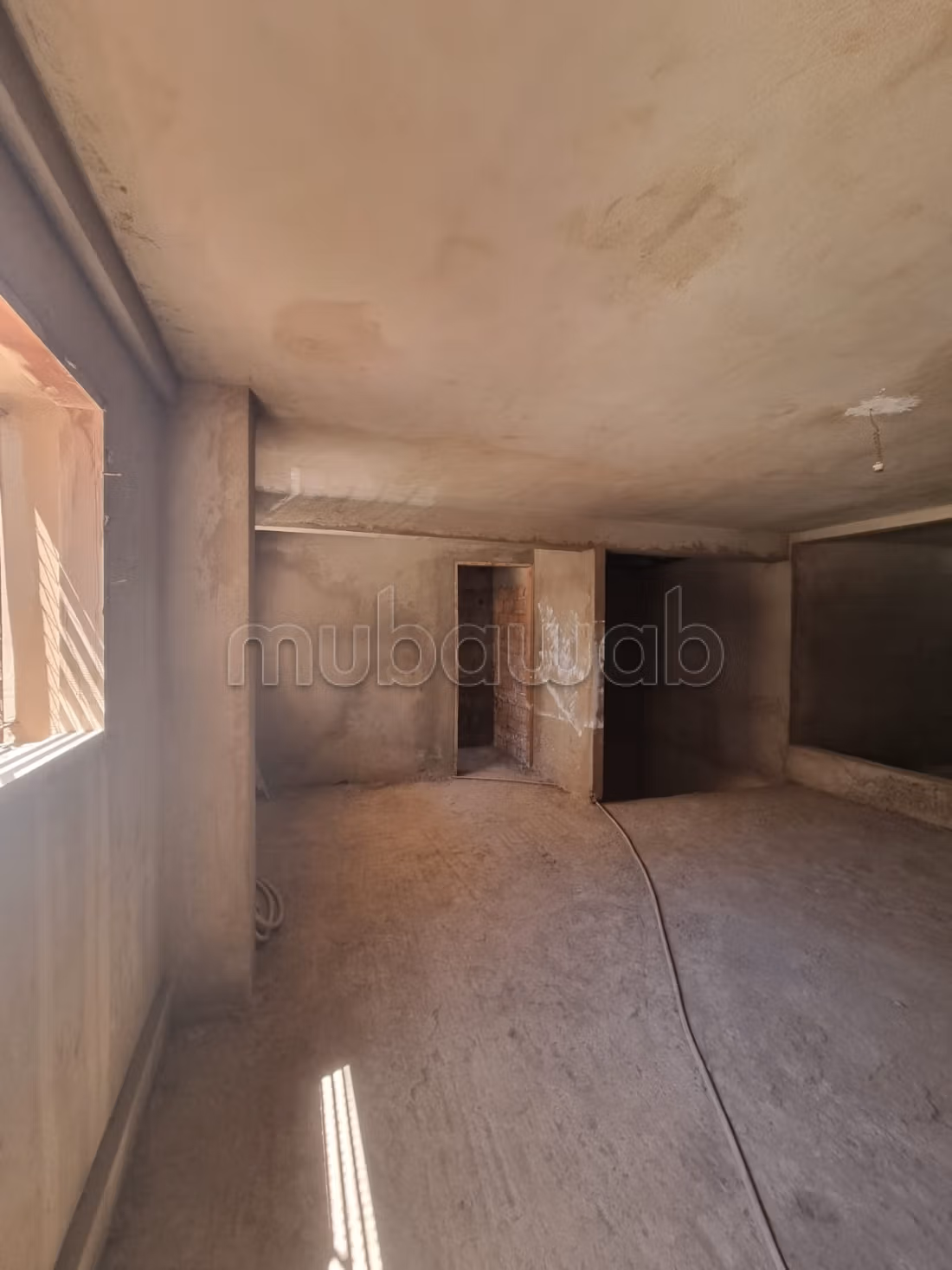 En venta - Local comercial de 272 m²