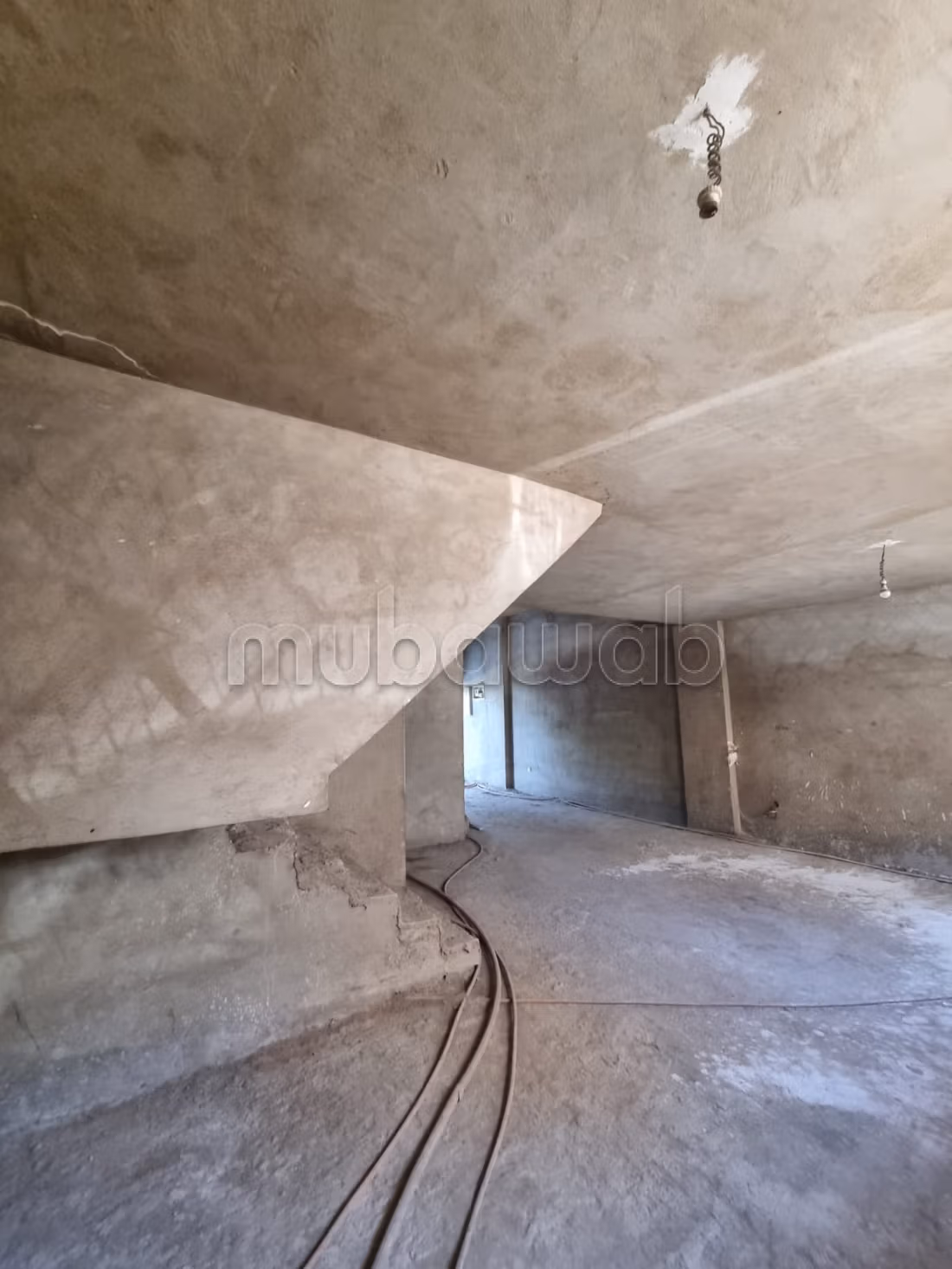 En venta - Local comercial de 272 m²