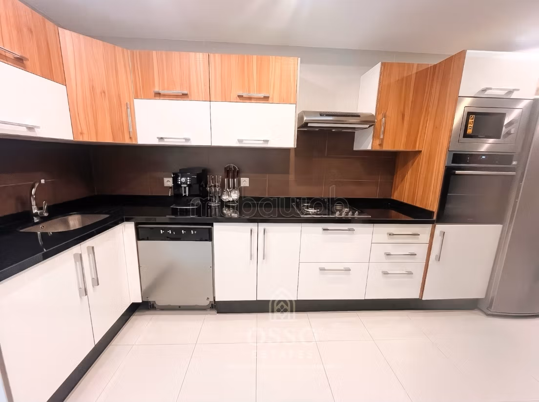 Appartement de 3 chambres à coucher élégant à Iberia, Tanger
