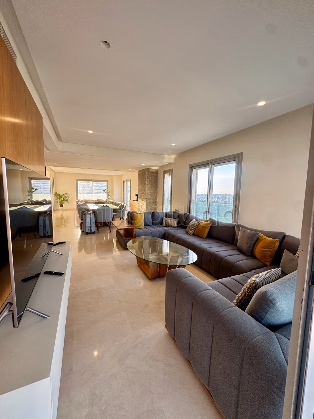 À Vendre – Appartement d’Exception en Résidence Fermée et Sécurisée au CFC — 4