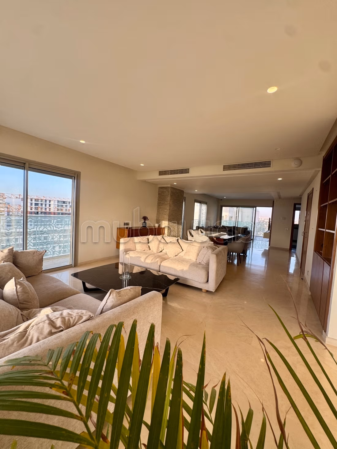 À Vendre – Appartement d’Exception en Résidence Fermée et Sécurisée au CFC — 6