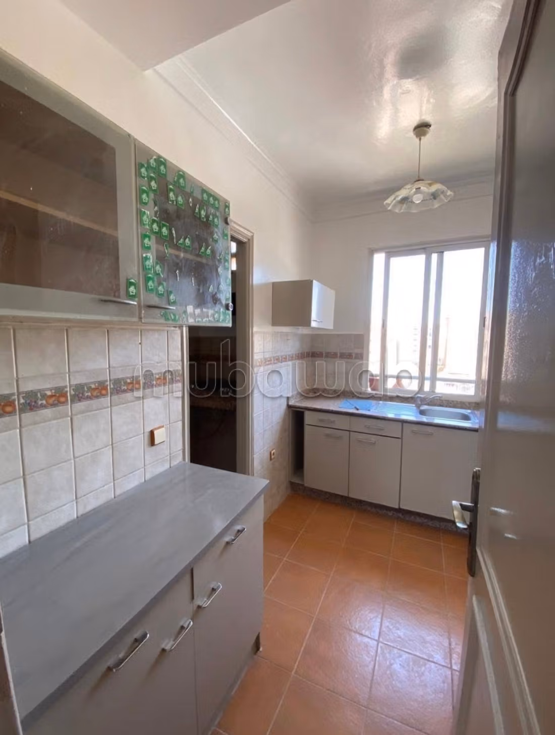 Superbe appartement à vendre à Hay Mabrouka. 3 belles chambres. Porte blindée, sécurité — 6