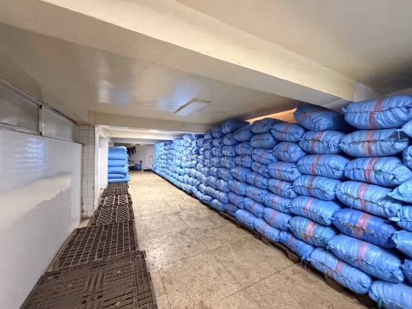 Dépôt à Louez le local idéal à Les princesses.
Superficie 250 m²