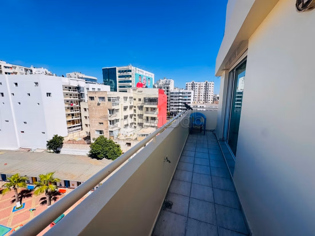 Duplex dernier etage terrasse