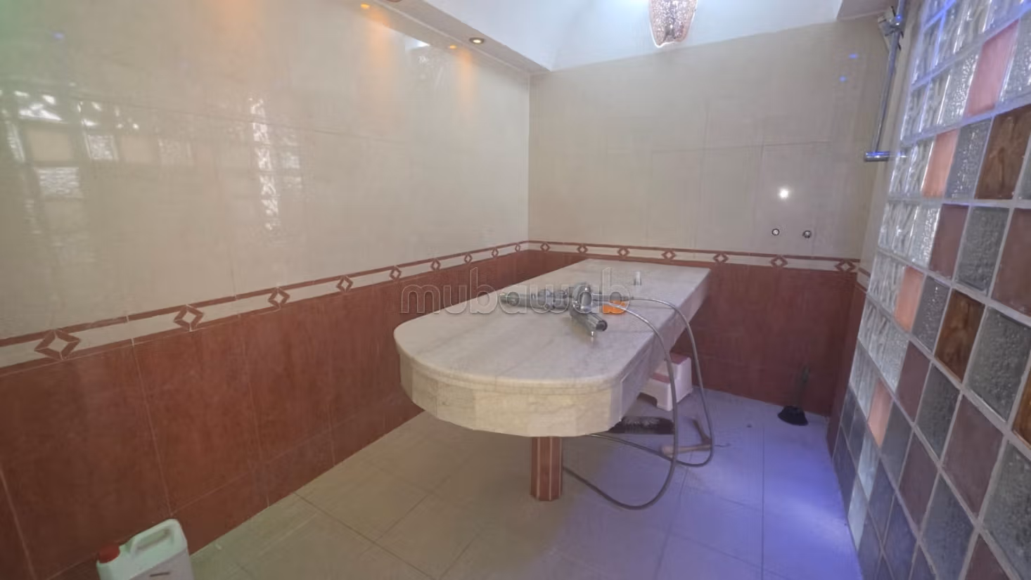 Apartment for rent for office use