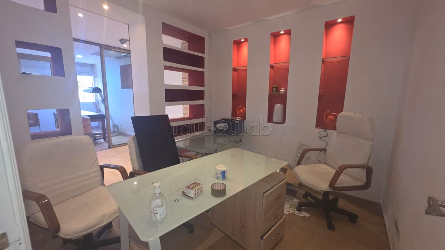 Apartment for rent for office use