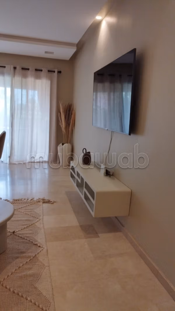 Bel appartement en location à Agdal. Superficie 78 m². Meublé