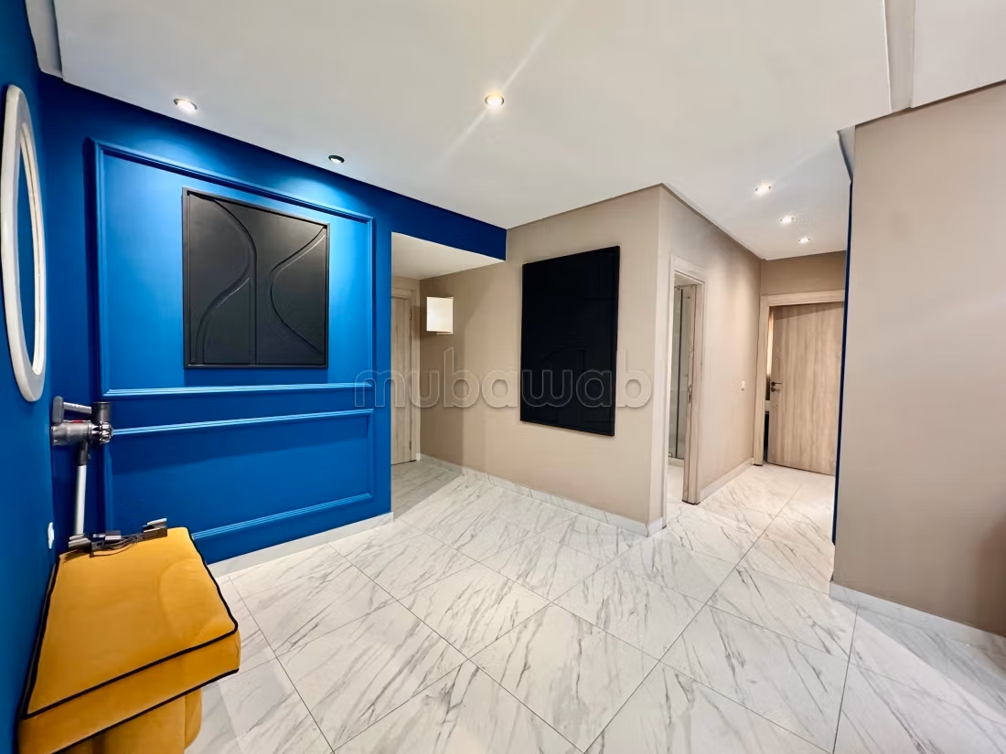Very nice apartment for rent in Ouasis. Large area 86 m². Furnished