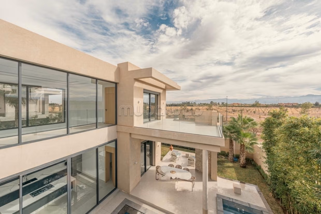 Villa contemporanea in residence con Golf