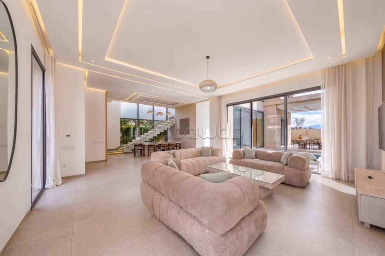 Villa contemporanea in residence con Golf