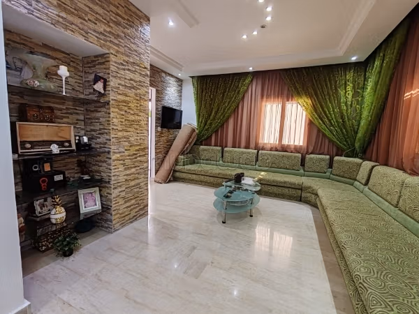 A Vendre un RDC de villa, Cité Ennozha, Ariana