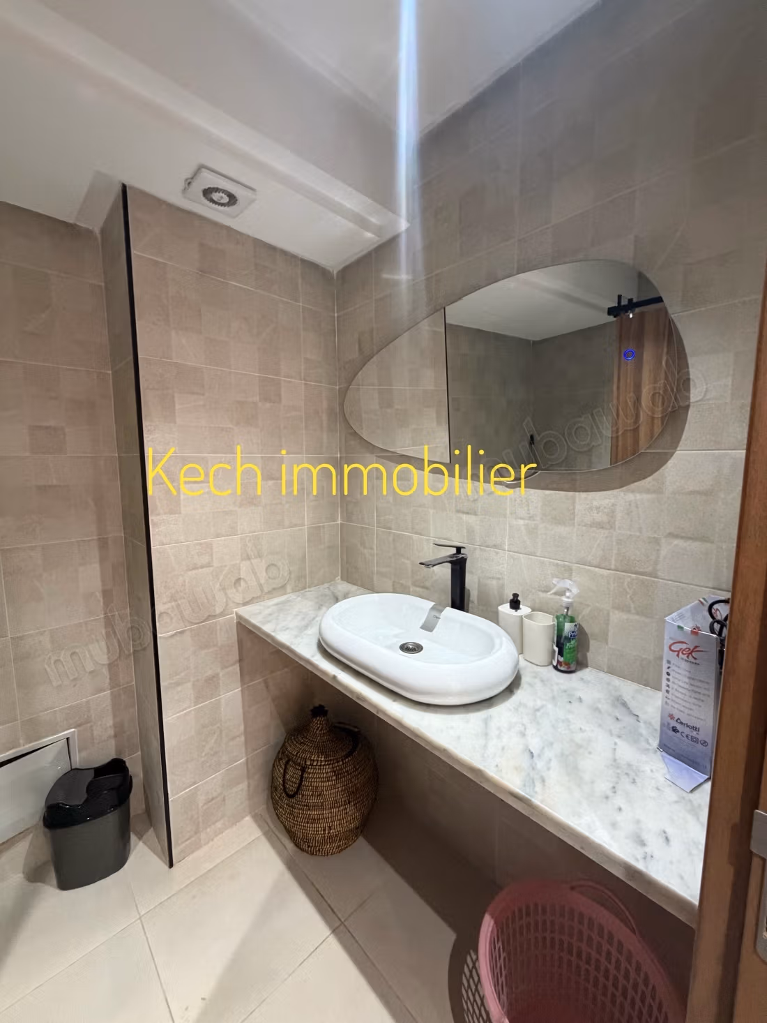 Bel appartamento arredato con 2 camere da letto e piscina