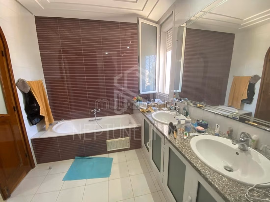 In affitto villa con piscina a La Marsa