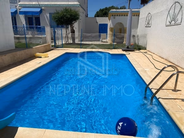 In affitto villa con piscina a La Marsa