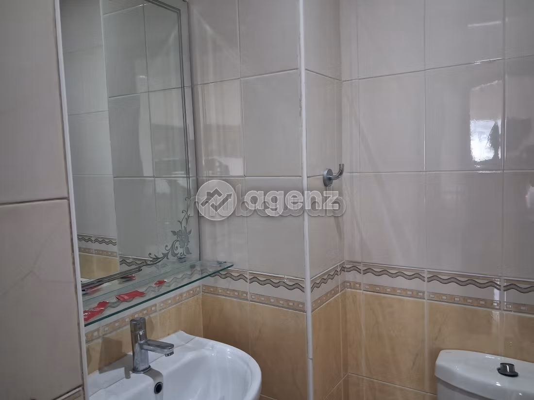 Appartement à vendre 75 m², 2 chambres Roches Noires Casablanca