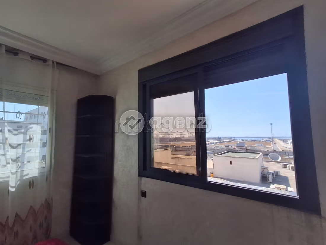 Appartement à vendre 75 m², 2 chambres Roches Noires Casablanca