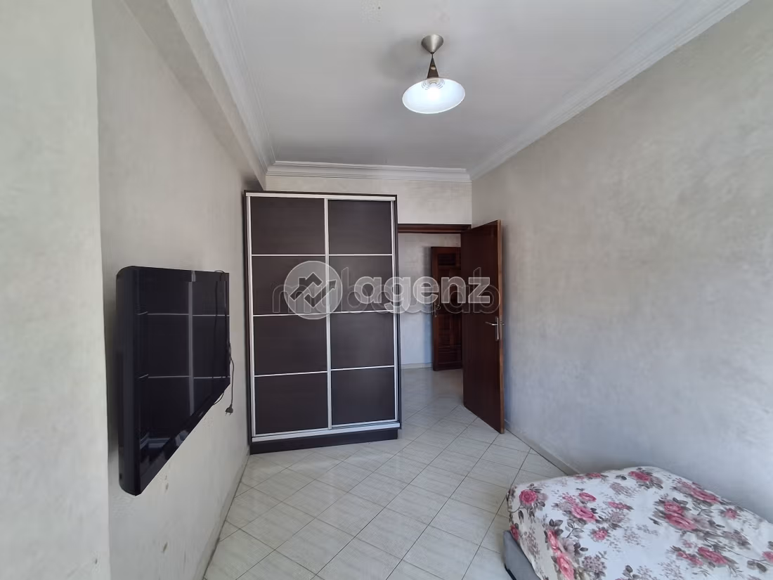 Appartement à vendre 75 m², 2 chambres Roches Noires Casablanca