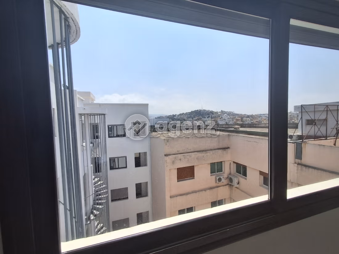 Ufficio in affitto 114 m² Mozart Tanger