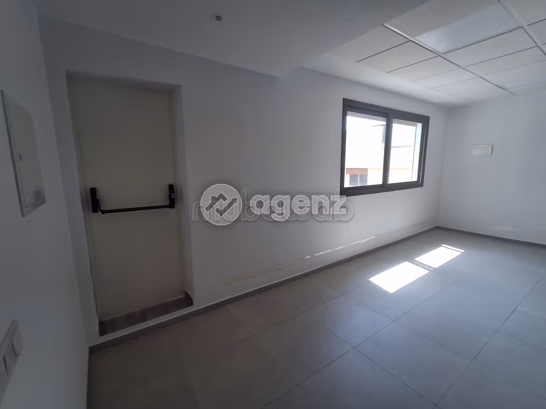 Ufficio in affitto 114 m² Mozart Tanger