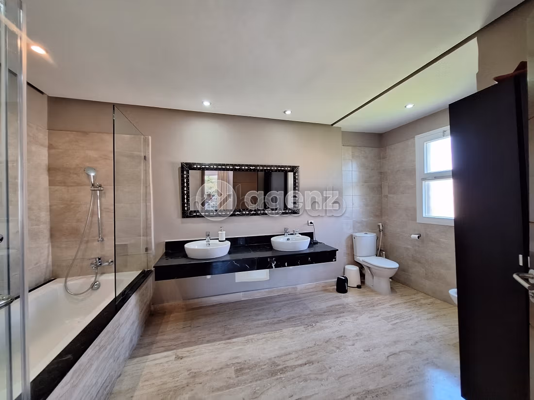 Villa in affitto di 600 m², 4 camere Altro Oulad Salah
