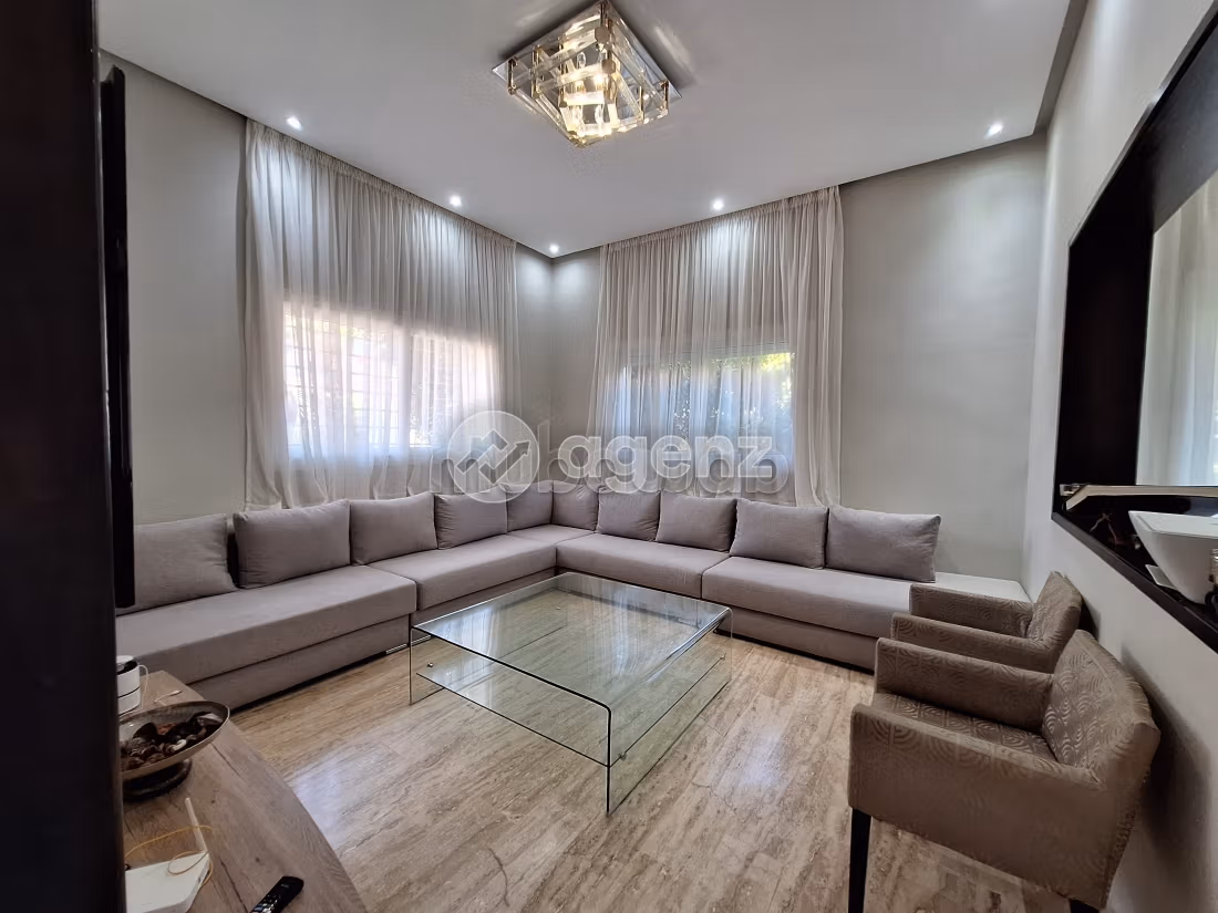 Villa in affitto di 600 m², 4 camere Altro Oulad Salah
