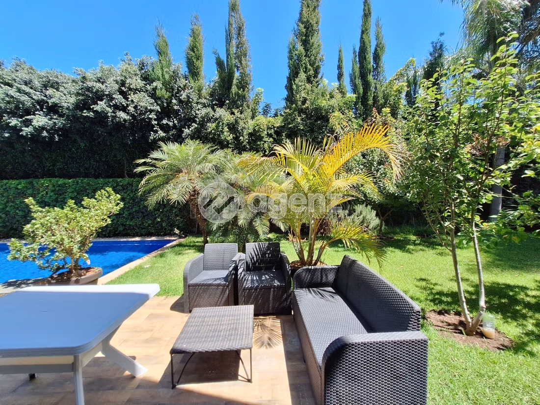 Villa in affitto di 600 m², 4 camere Altro Oulad Salah