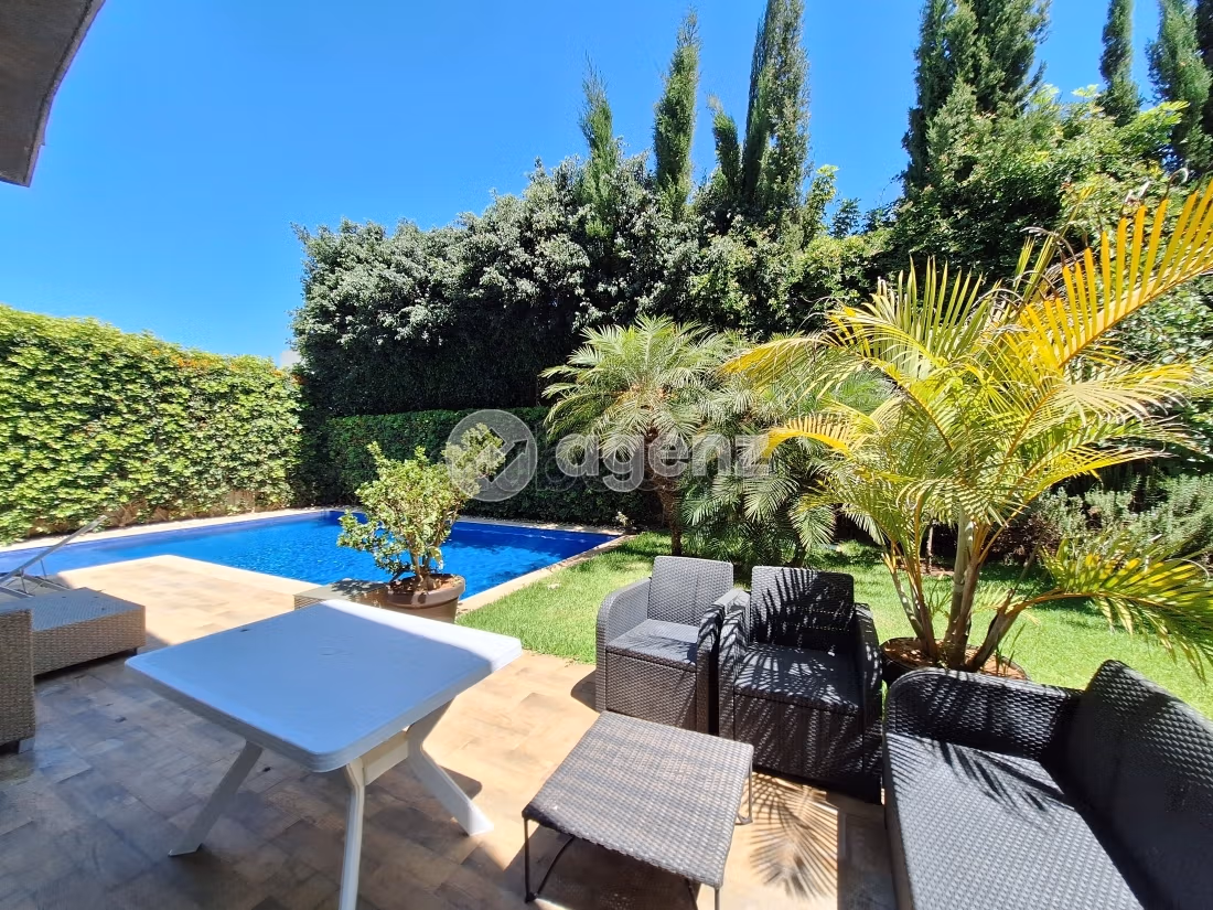 Villa in affitto di 600 m², 4 camere Altro Oulad Salah