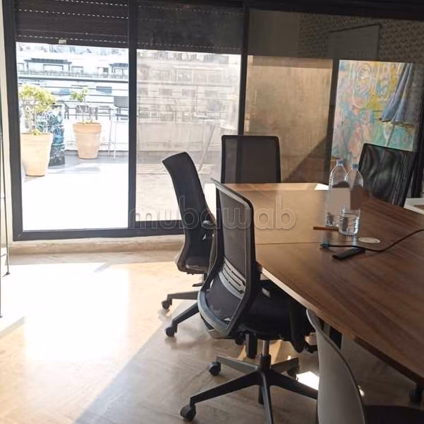 Ufficio in Affitto di 337.0 m² a Casablanca, Moulay Youssef