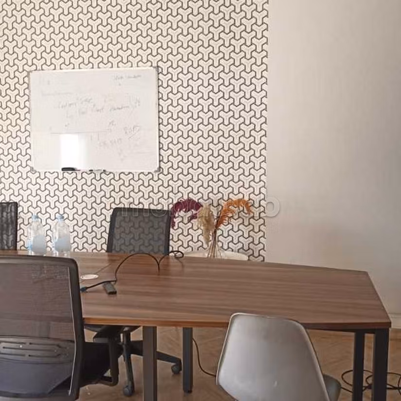 Ufficio in Affitto di 337.0 m² a Casablanca, Moulay Youssef