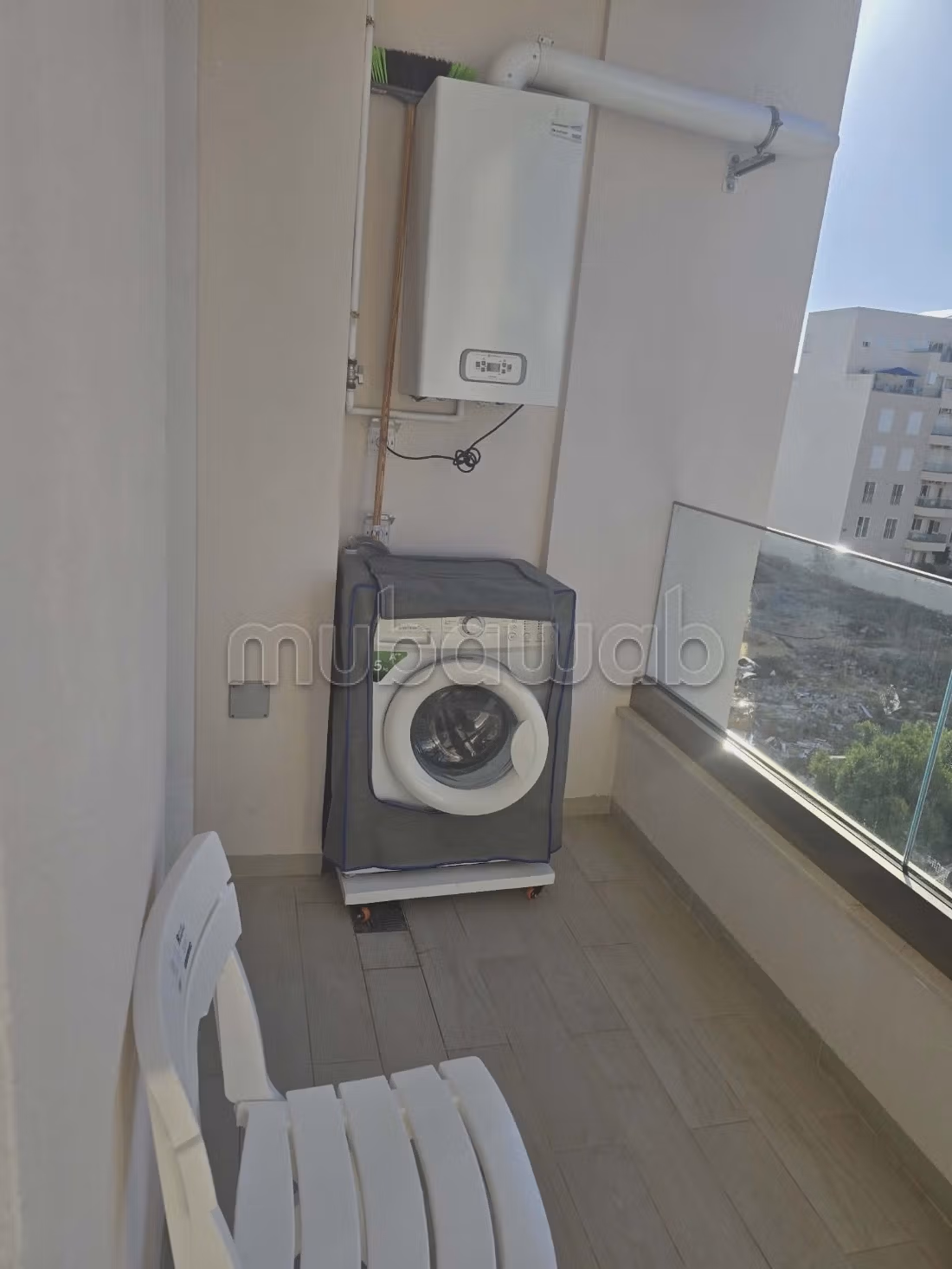Appartement de vacances à louer à Hammamet Nord. 1 belle chambre. Porte blindée, antenne parabolique