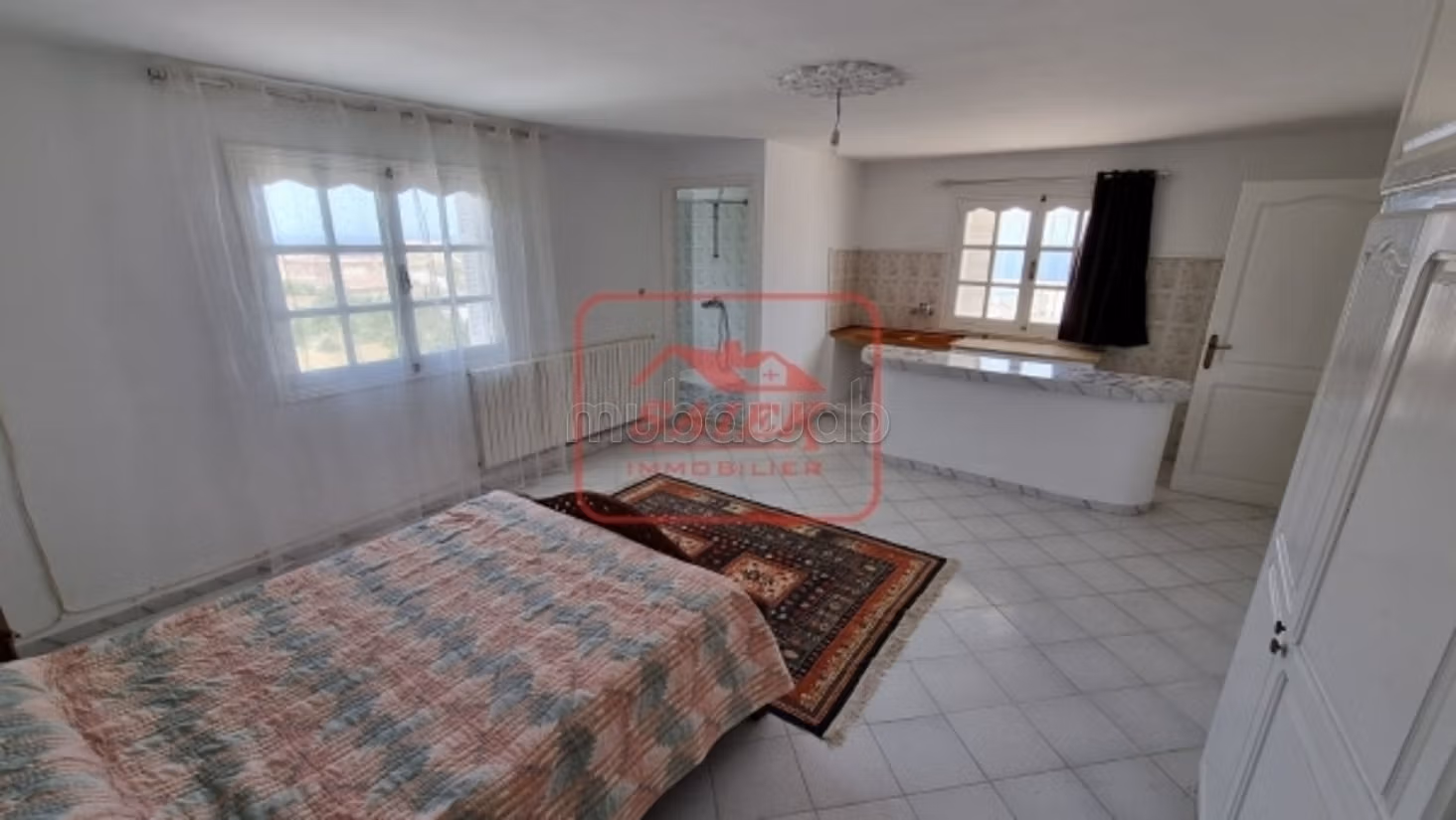 In Vendita Villa con Vista Completa sul Mare alla Corniche Biz
