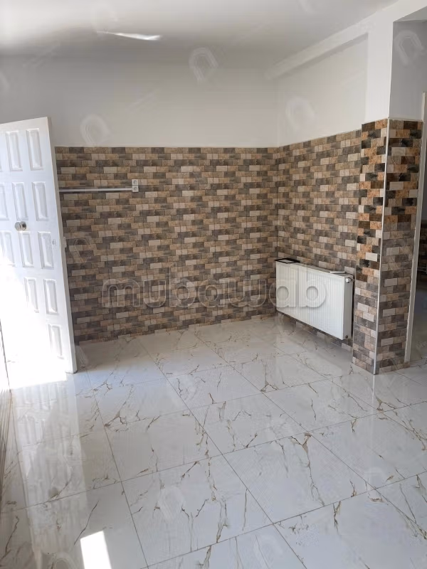 In affitto un appartamento S1 a Città Ennaser