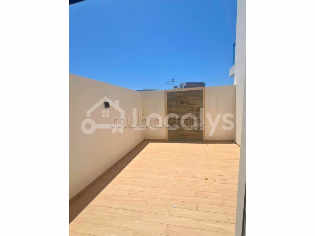 Appartamento arredato con 2 camere in affitto Palmier