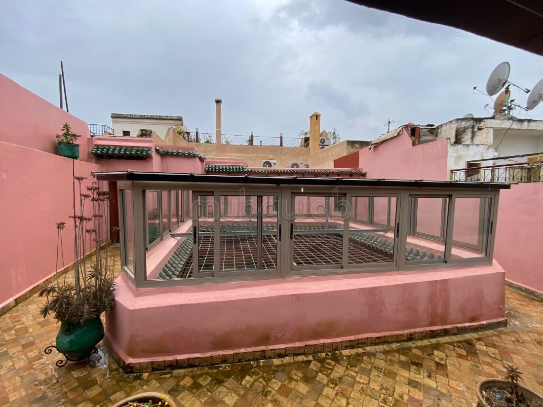 Riad, guest house style, with charm