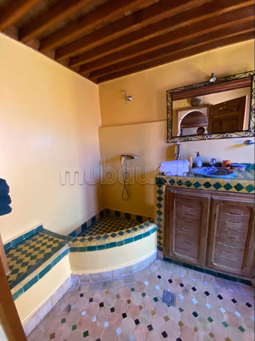 Riad, guest house style, with charm