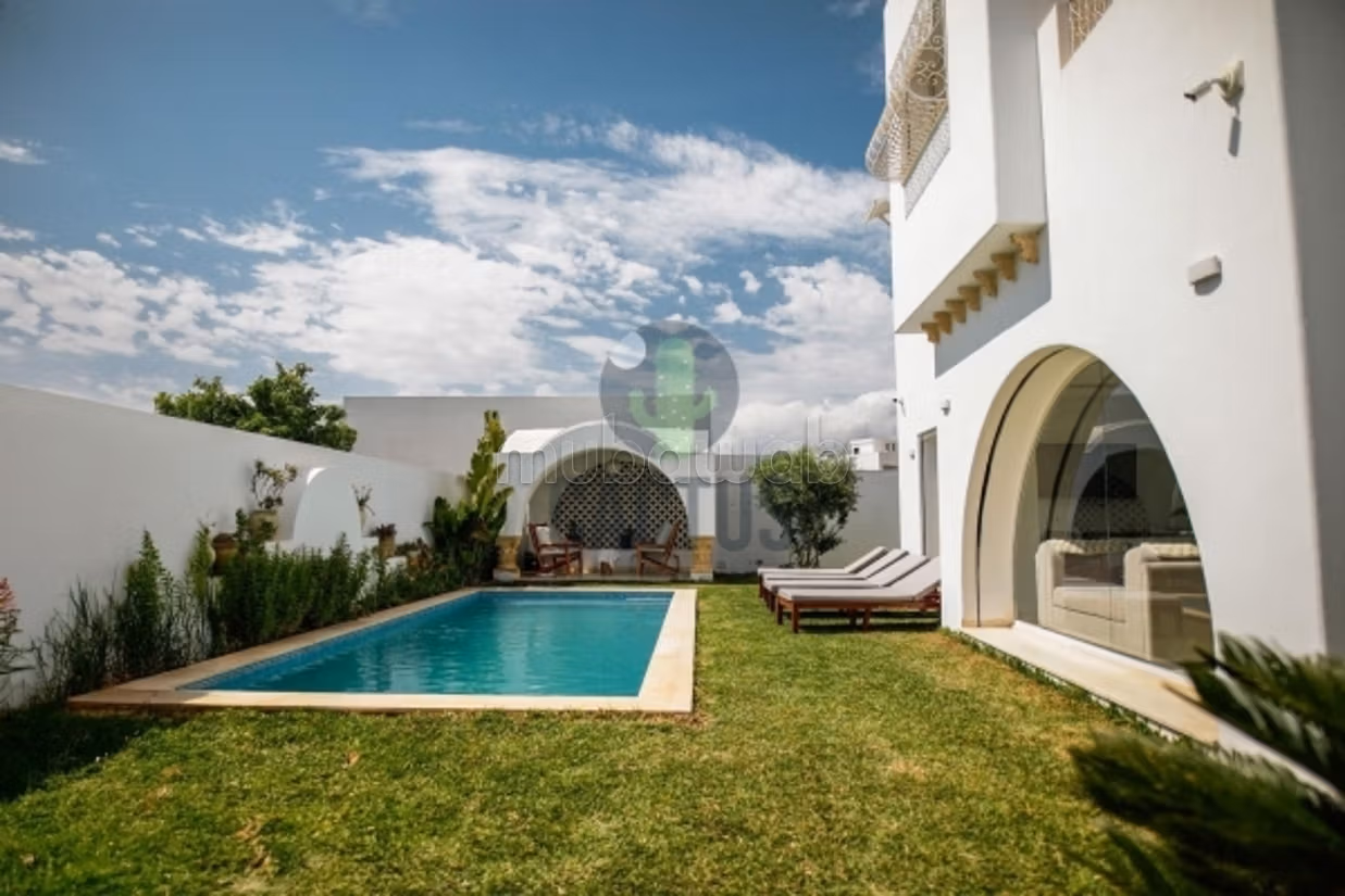 In Vendita Villa S4 con piscina a Hammamet Ribat