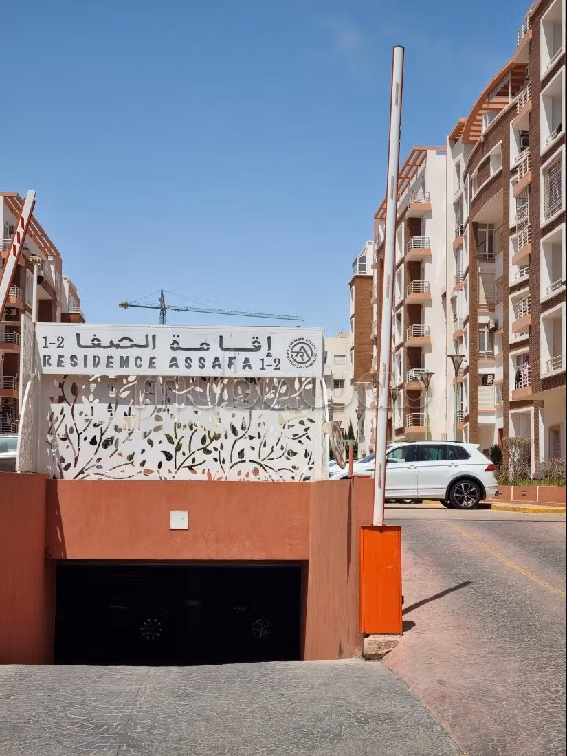 Appartement à vendre à Hay Mohammadi.
Surface de 88 m².
Avec ascenseur et terrasse — 3