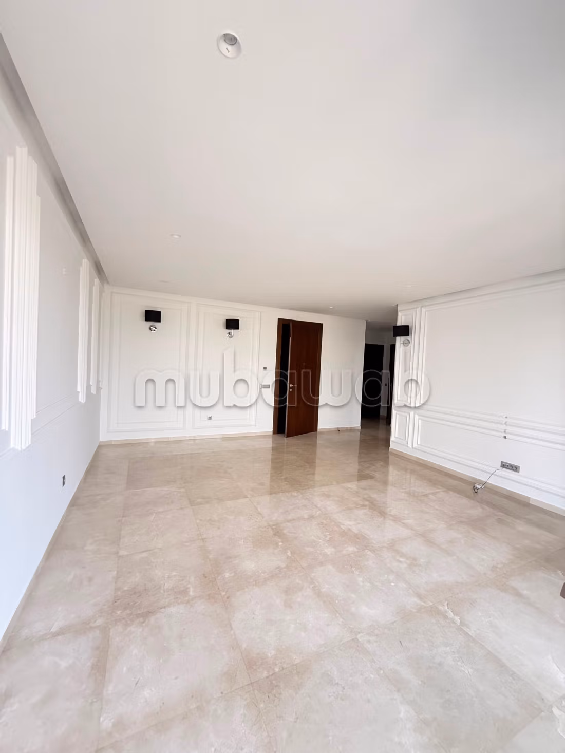 Appartement 140m² en location à Souissi
RABAT — 2