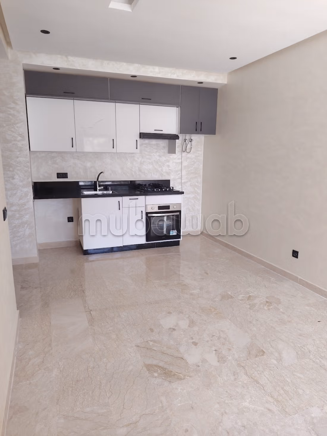 Appartement 40 m² f Hermitage — 2