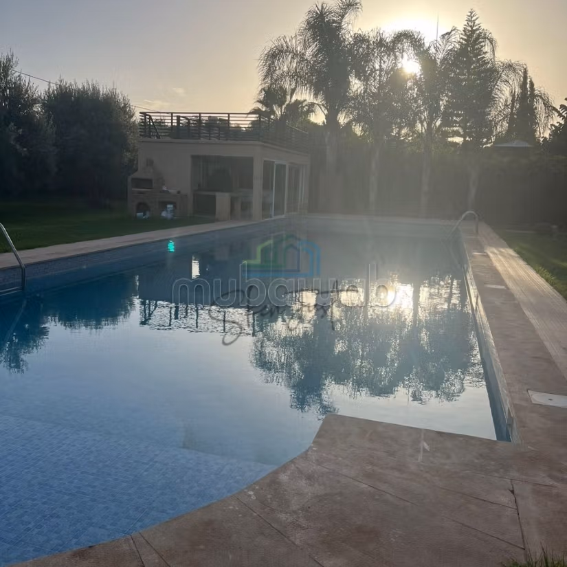 Vente villa de luxe à Route de l'Ourika. 3 belles chambres. Bien meublé